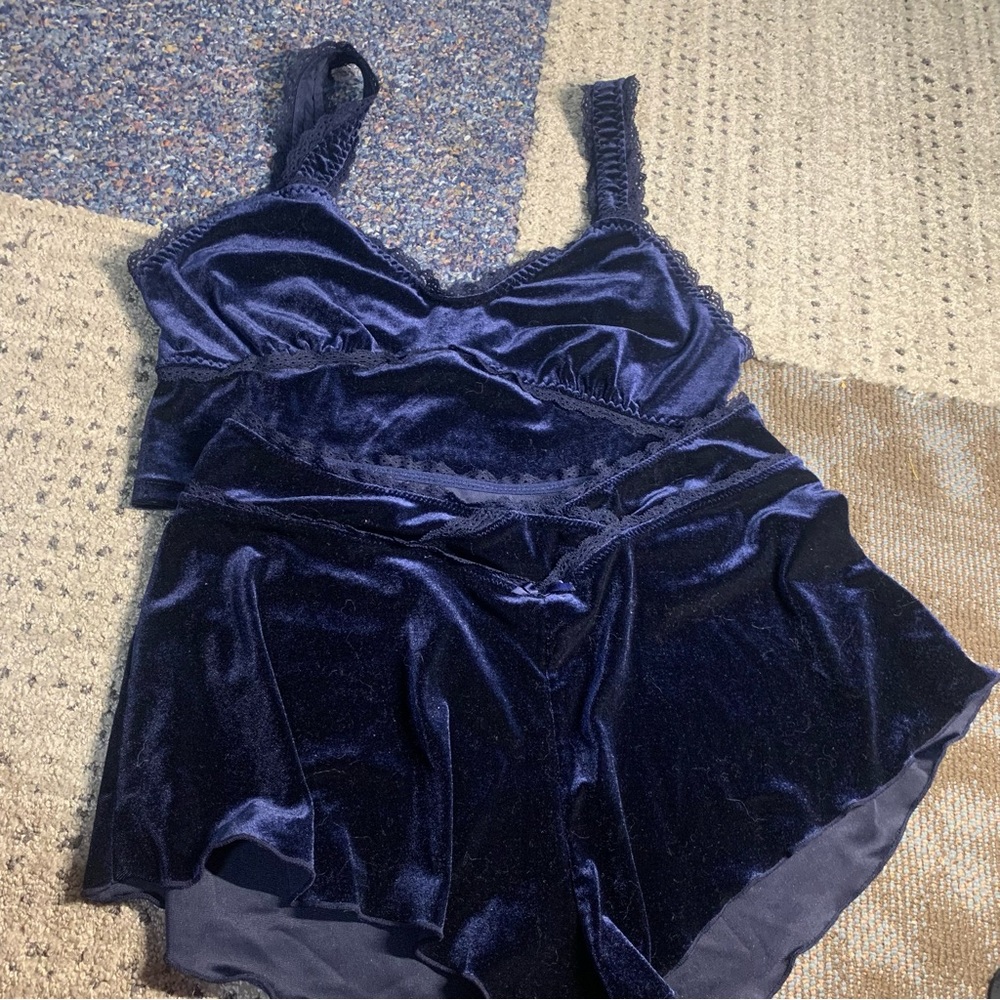 Women’s PJ/Lingerie Set F21